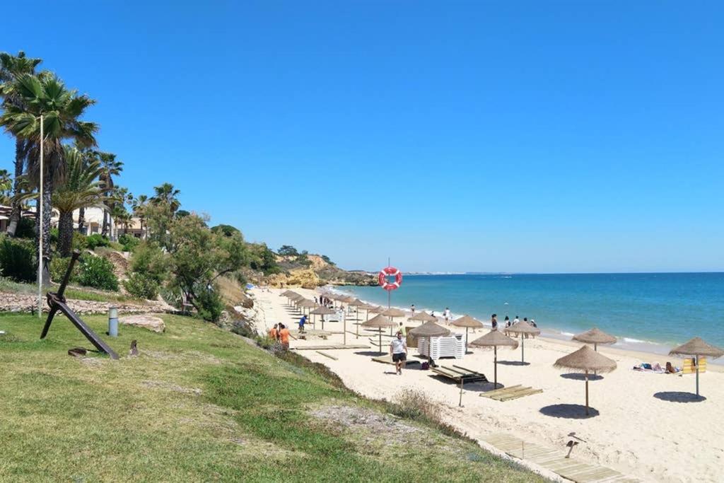 Praia Eulalia With Pool And 5 Minutes From The Beach Albufeira Kültér fotó