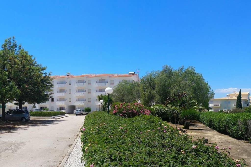 Praia Eulalia With Pool And 5 Minutes From The Beach Albufeira Kültér fotó