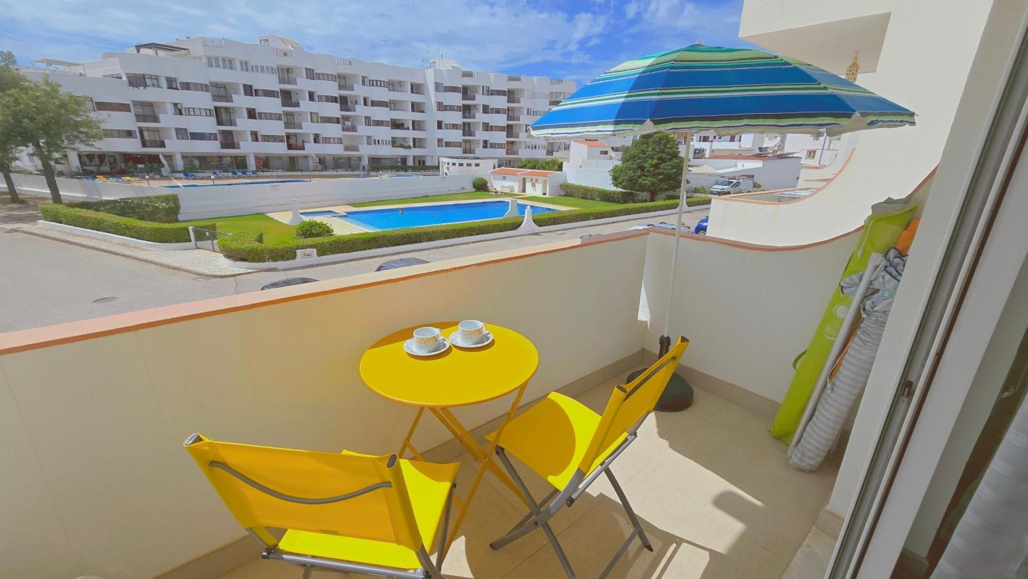 Praia Eulalia With Pool And 5 Minutes From The Beach Albufeira Kültér fotó